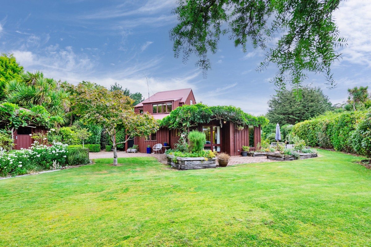 53 Marama Avenue North, Otatara, Invercargill - Carousel 1