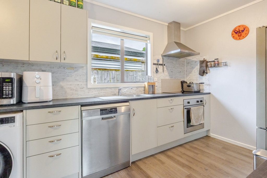 1006A Konini Street, Mahora, Hastings - Carousel 2