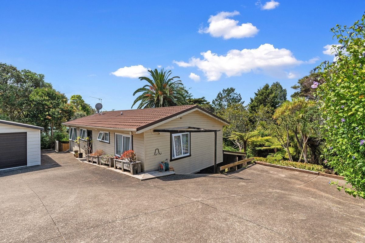 9 Glenwood Avenue, Birkenhead, Auckland - Carousel 2