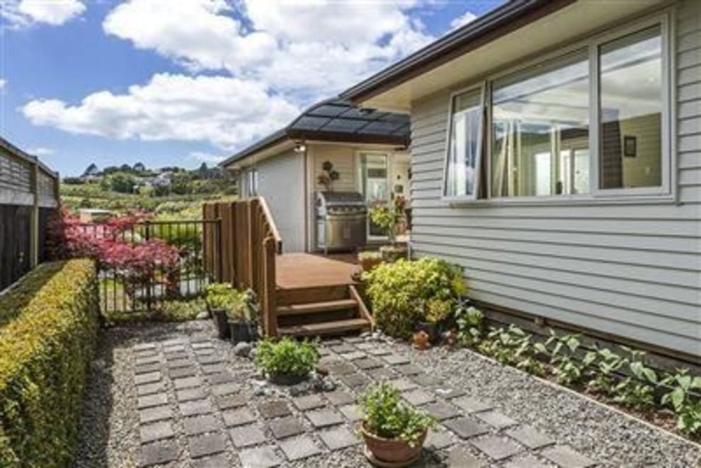 27 Mural Place, Greenhithe, Auckland - Carousel 1