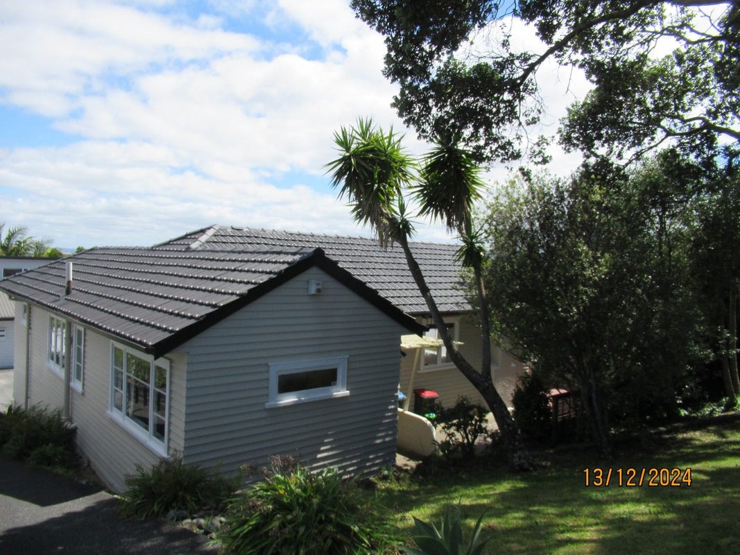 1/15 Gilfillan Street, Blockhouse Bay, Auckland - Carousel 1