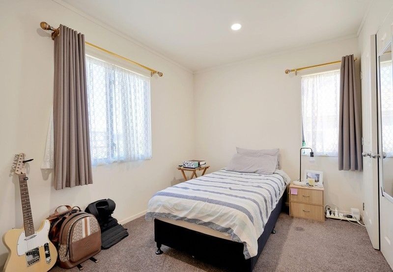 29 Neta Grove, Henderson, Auckland - Carousel 11