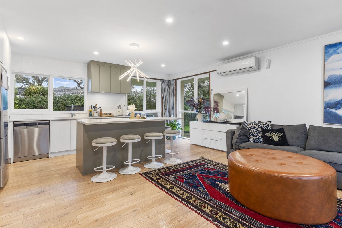 46A Richard Farrell Avenue, Remuera, Auckland - Carousel 1