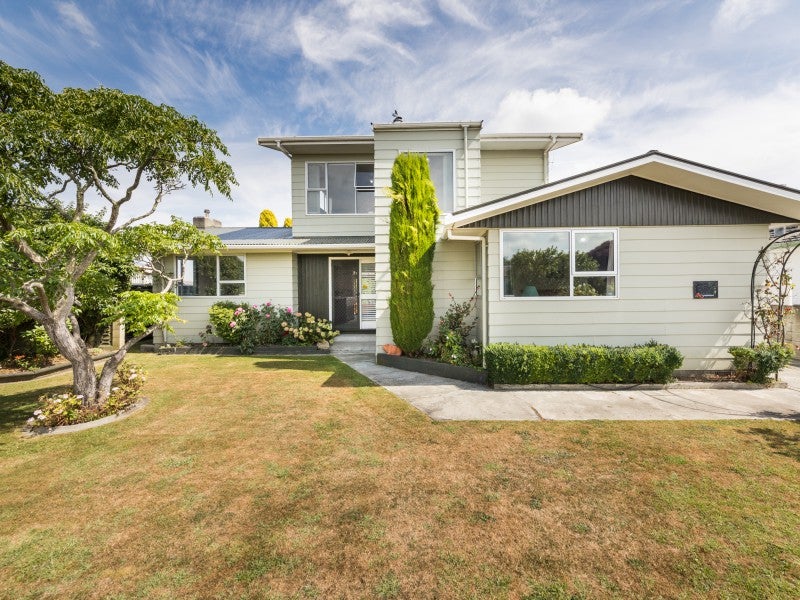 7 Paradise Place, Milson, Palmerston North - Carousel 1