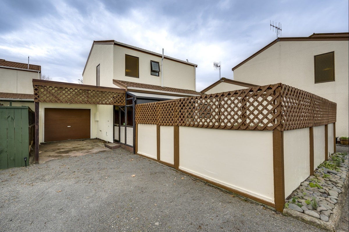2/12 Lannie Place, GREENMEADOWS, NAPIER - Carousel 19