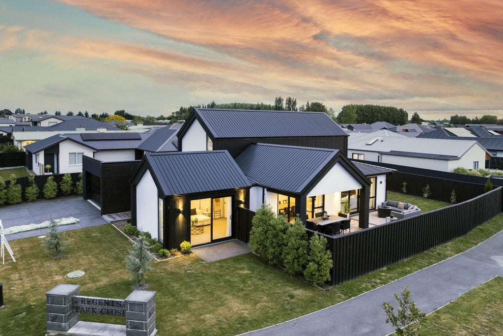 215 Cavendish Road, Casebrook, Christchurch - Carousel 1