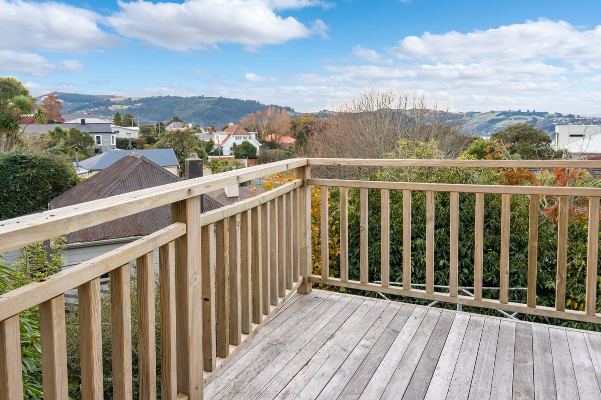 24 Pollock Street, Maori Hill, Dunedin - Carousel 2
