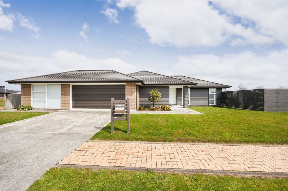 25 Dogwood Way, Milson, Palmerston North - Carousel 1