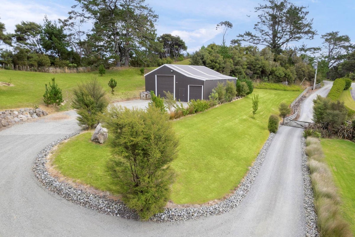 132 Dormer Road, Helensville - Carousel 2