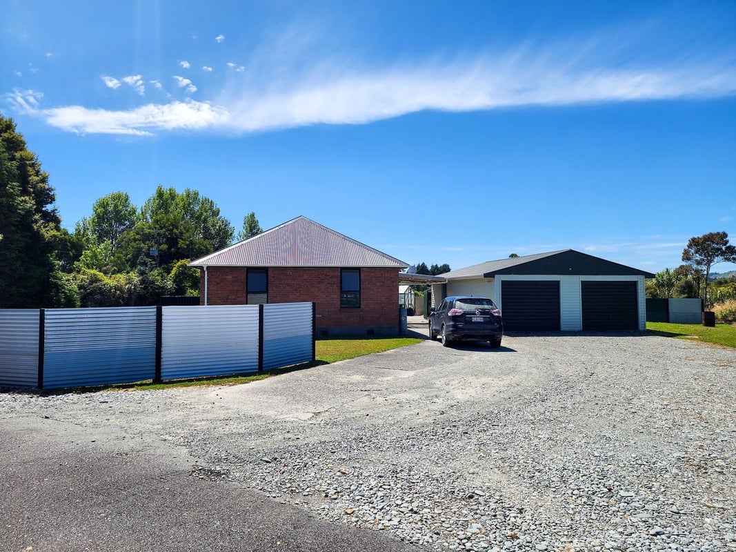 174 Taramakau Highway, Kumara Junction, Greymouth - Carousel 23