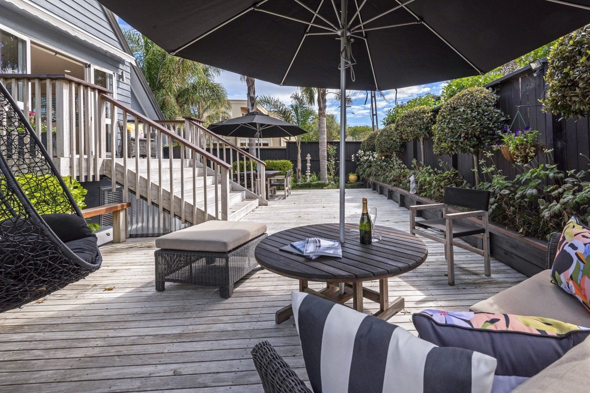 45 Cockle Bay Road, Cockle Bay, Auckland - Carousel 2
