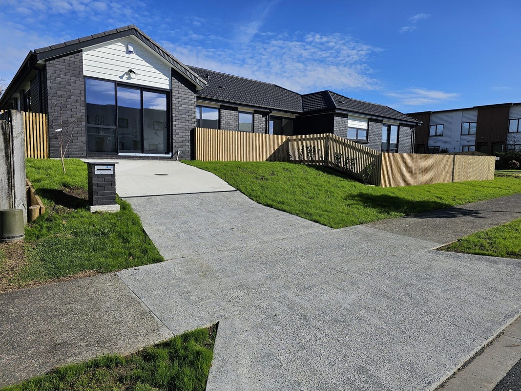 62 Brylee Drive, TAKANINI, Takanini - Carousel 2