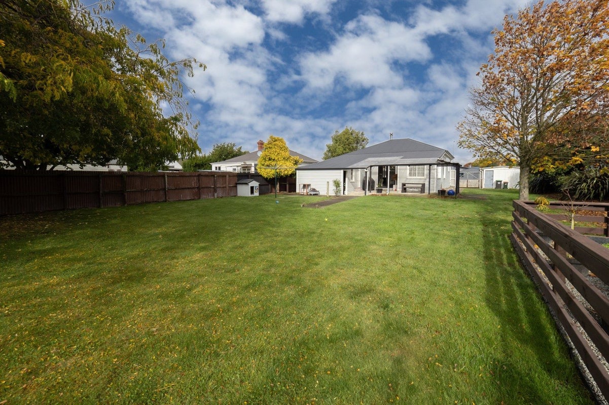 43 Princes Street, Netherby, Ashburton - Carousel 23