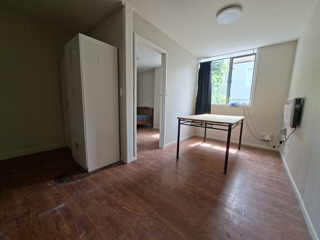 37A Hayr Road, Three Kings, Auckland - Carousel 2