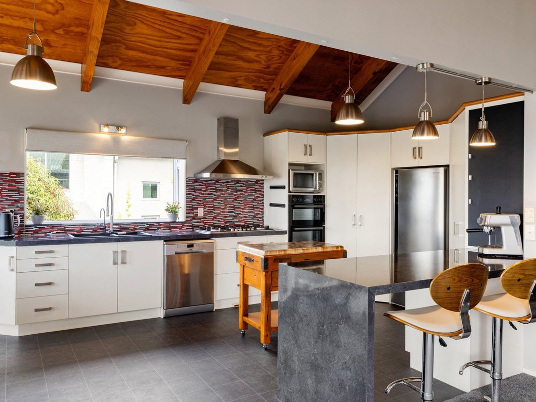 26 Highgrove Drive, Grandview Heights, Hamilton - Carousel 2