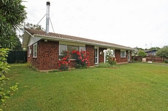 6 Colquhoun Place, Dinsdale, Hamilton - Carousel 1