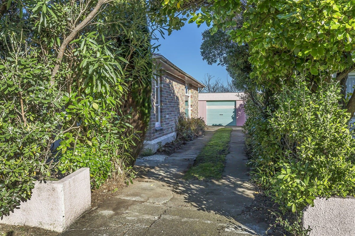 15 Revans Street, Miramar, Wellington - Carousel 12