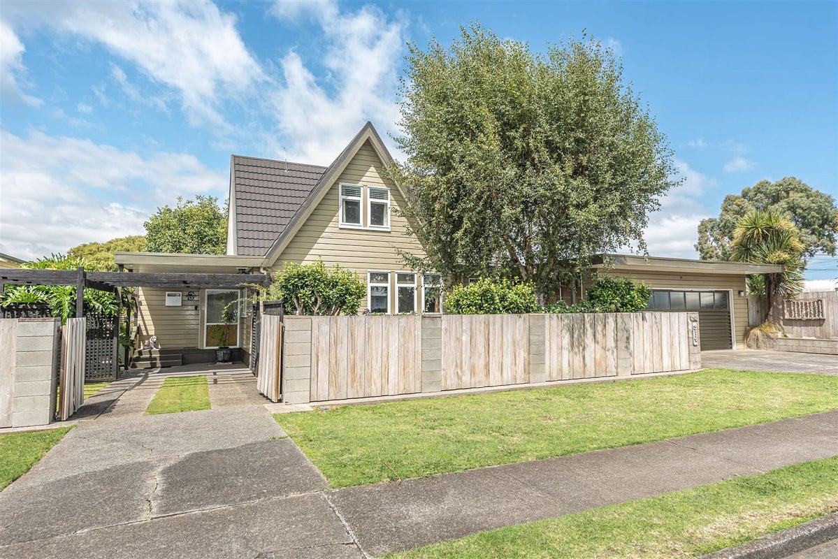 13 Durham Road, Springvale, Whanganui - Carousel 1