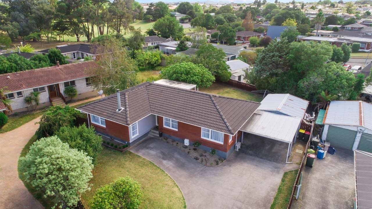 13 Joyce Street, Pahurehure, Papakura - Carousel 1