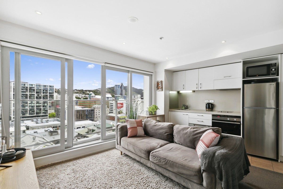 1322/74 Taranaki Street, Te Aro, Wellington - Carousel 1