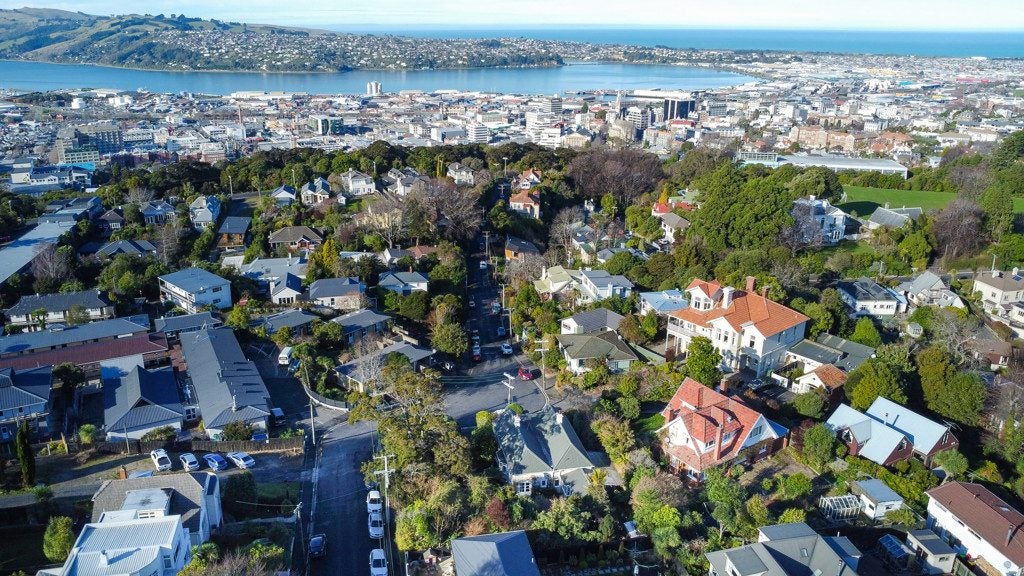 20 Melrose Street, Roslyn, Dunedin - Carousel 43