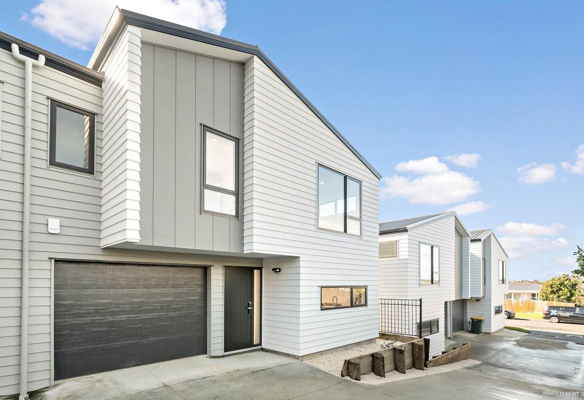 15C Ellen Avenue, Hillcrest, Auckland - Carousel 1
