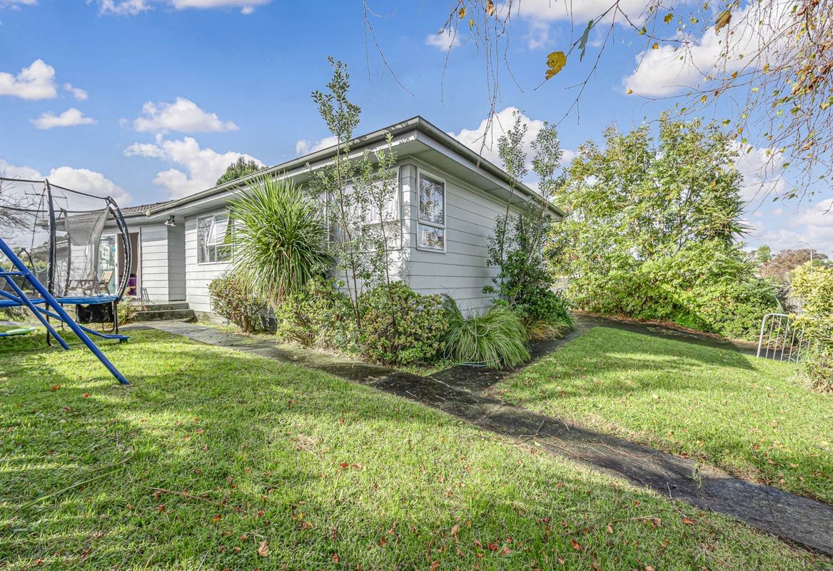 87 Wordsworth Road, Manurewa, Auckland - Carousel 2