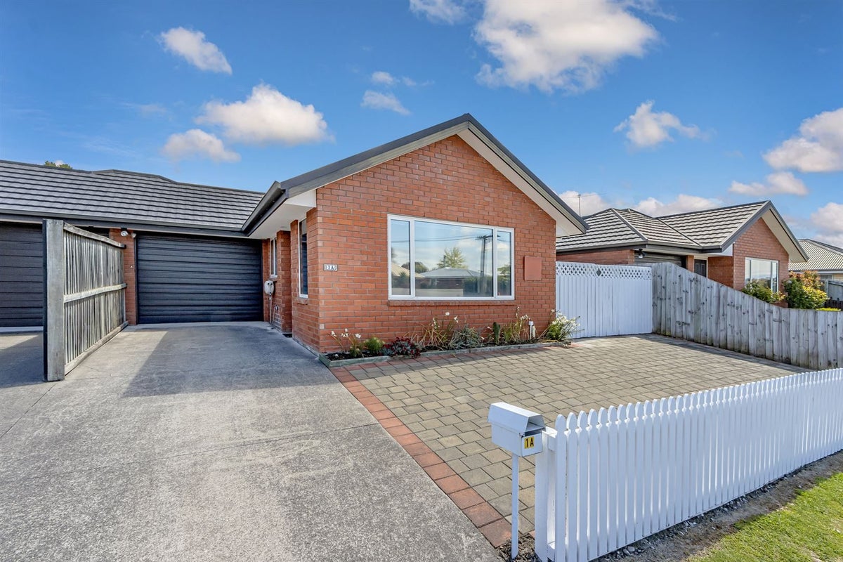1A Oakridge Street, Halswell, Christchurch - Carousel 1