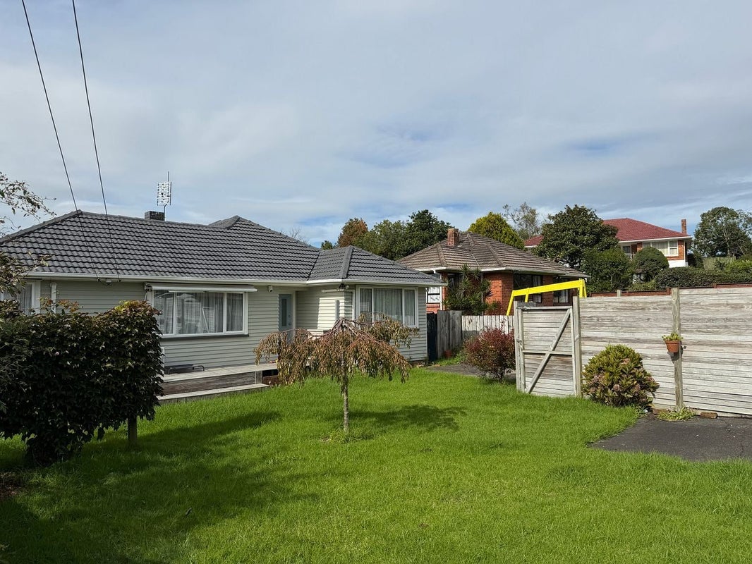 1/64 Opaheke Road, Papakura, Auckland - Carousel 1