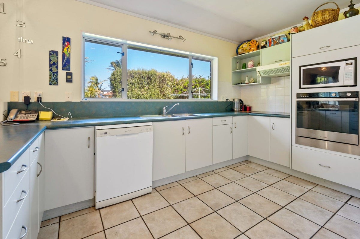 7 Timandra Place, Kamo, Whangarei - Carousel 17