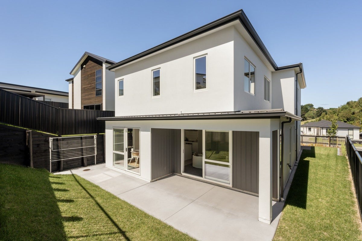 309B Lakes Boulevard, Pyes Pa, Tauranga - Carousel 2