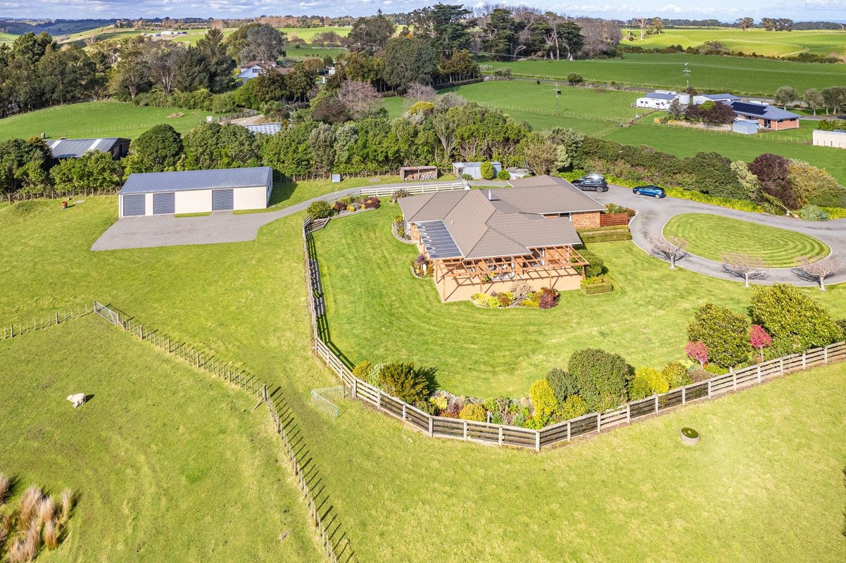 62 Mission Road, Westmere, Whanganui - Carousel 1