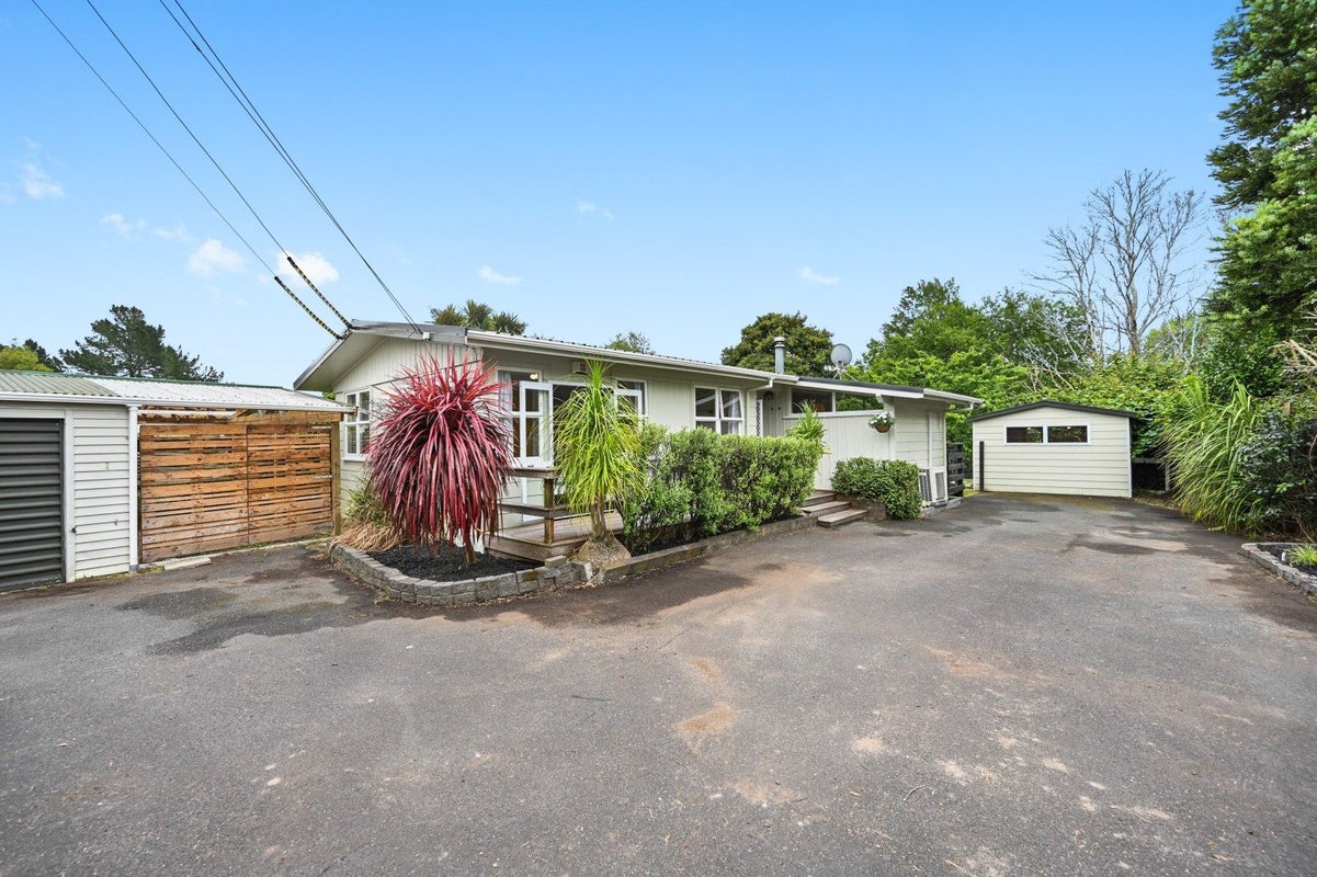 85 Fitzroy Avenue, Fitzroy, Hamilton - Carousel 1