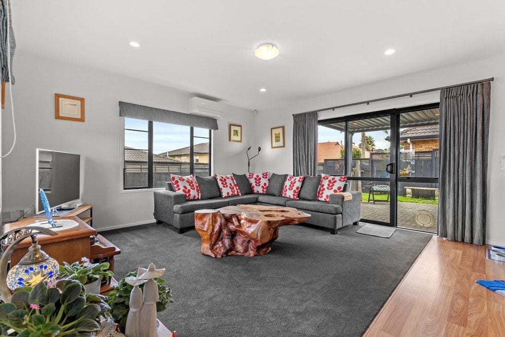 51 Rathmar Drive, Manurewa, Auckland - Carousel 2