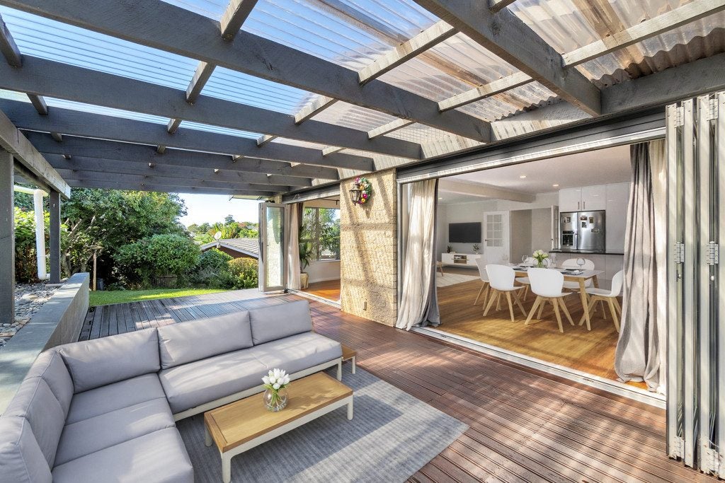 8 Coromandel Crescent, Mairangi Bay, Auckland - Carousel 2