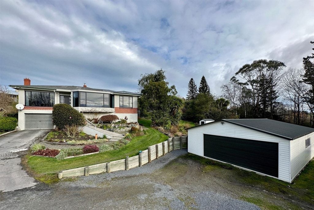 236 Clyde Street, Balclutha - Carousel 1