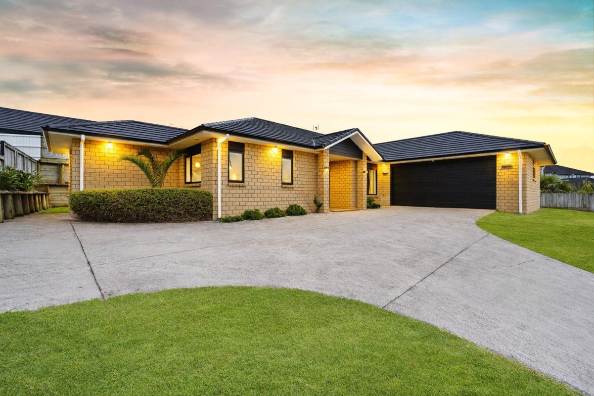 3 Platina Place, Flagstaff, Hamilton - Carousel 2