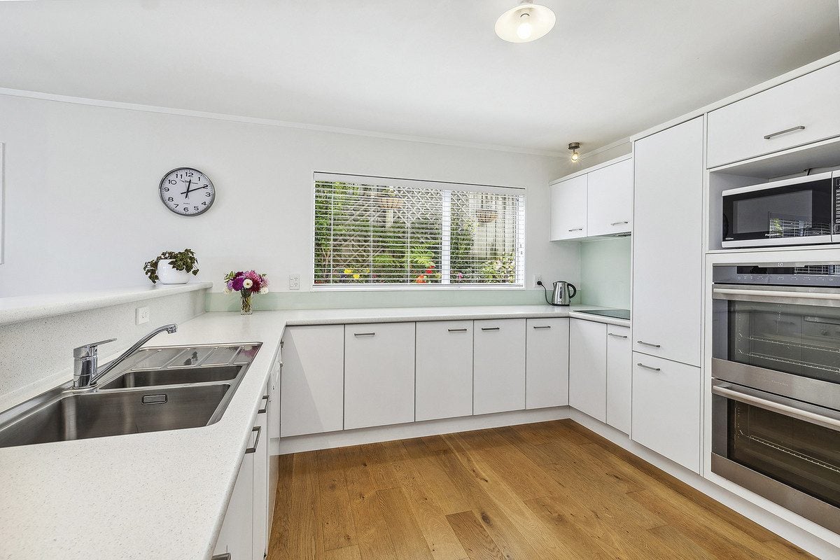 2 Musket Lane, Whitby, Porirua - Carousel 2