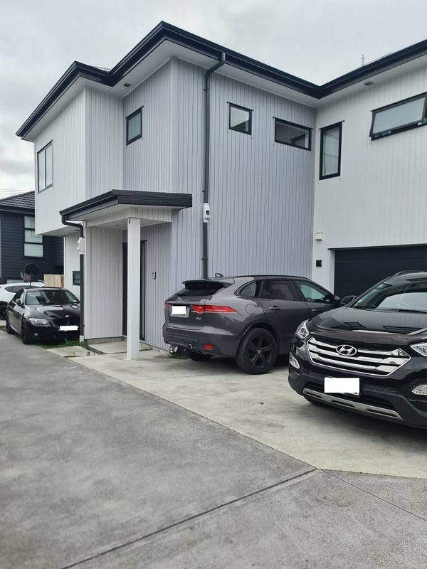 107B Wharf Road, Te Atatu Peninsula, Auckland - Carousel 2
