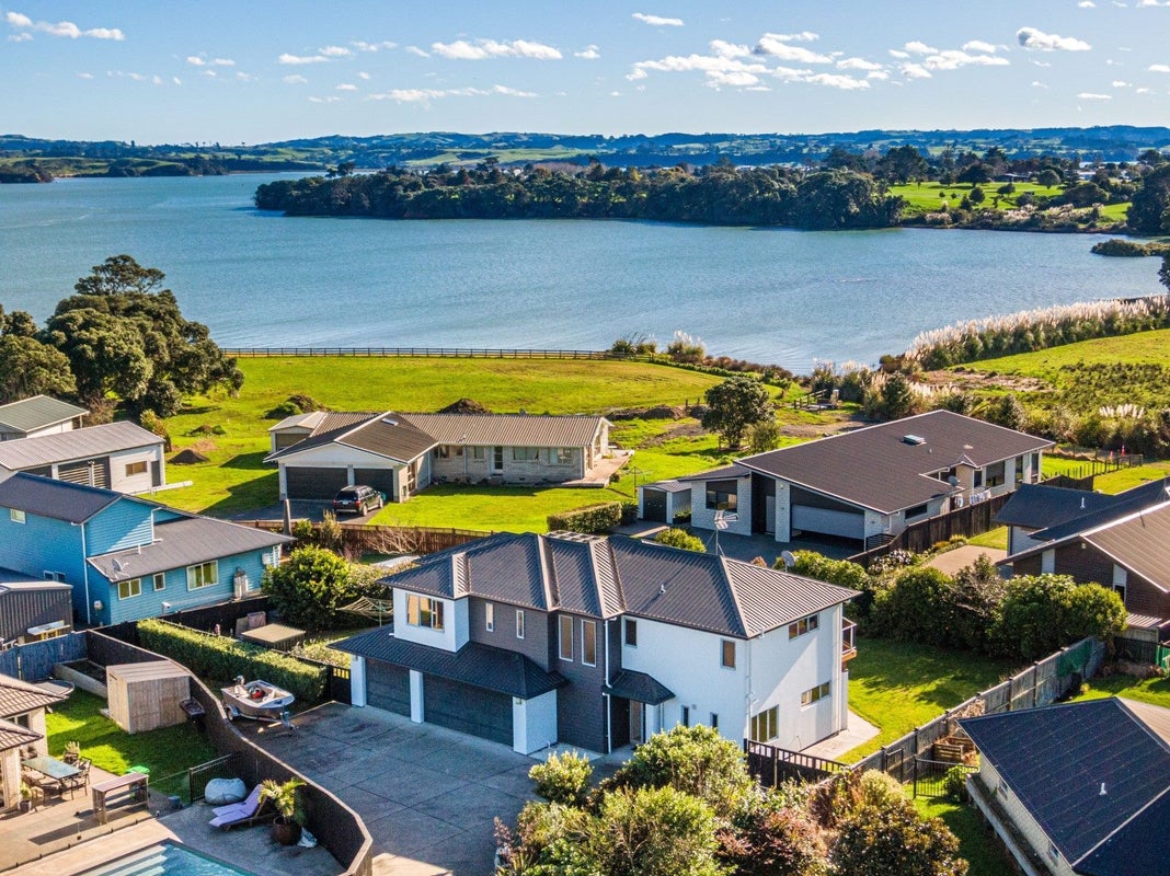 7 Goble Road, Pukekohe - Carousel 2