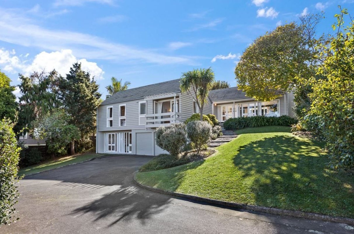 17 Lydia Avenue, Northcote, Auckland - Carousel 1