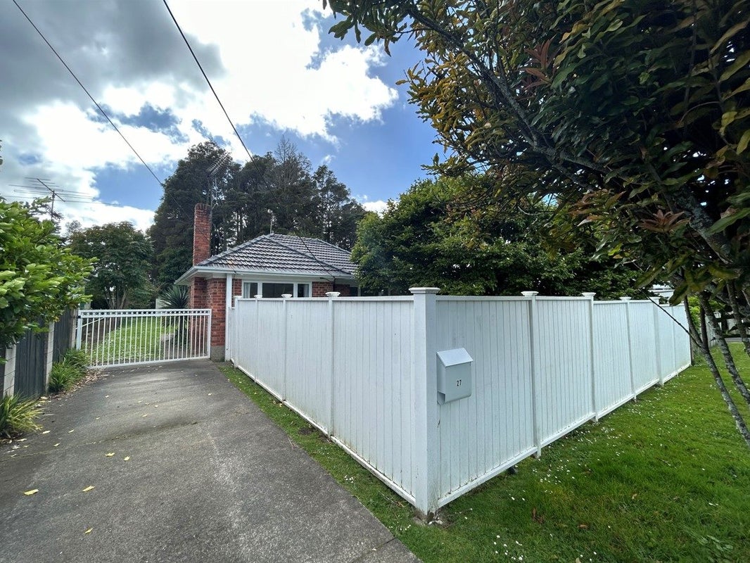 27 Hillcrest Avenue, Hillcrest, Rotorua - Carousel 2