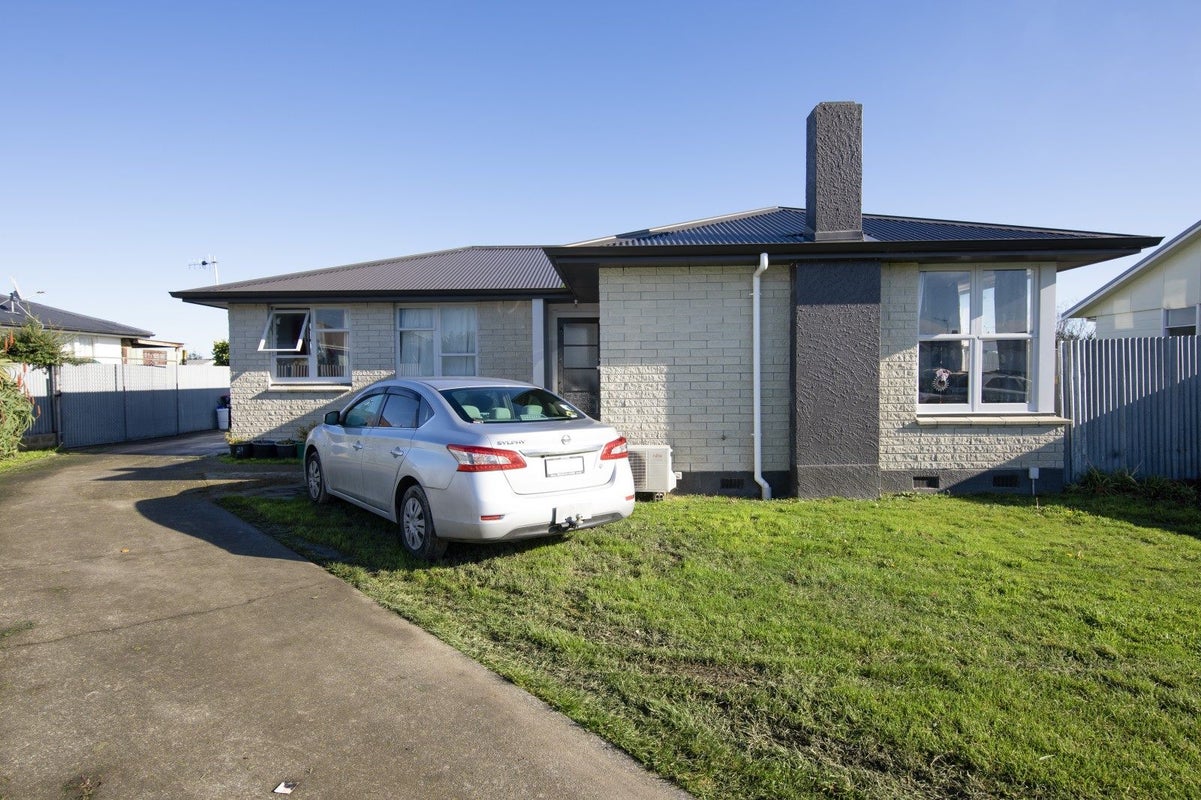 19 Wallis Place, Onekawa, Napier - Carousel 1