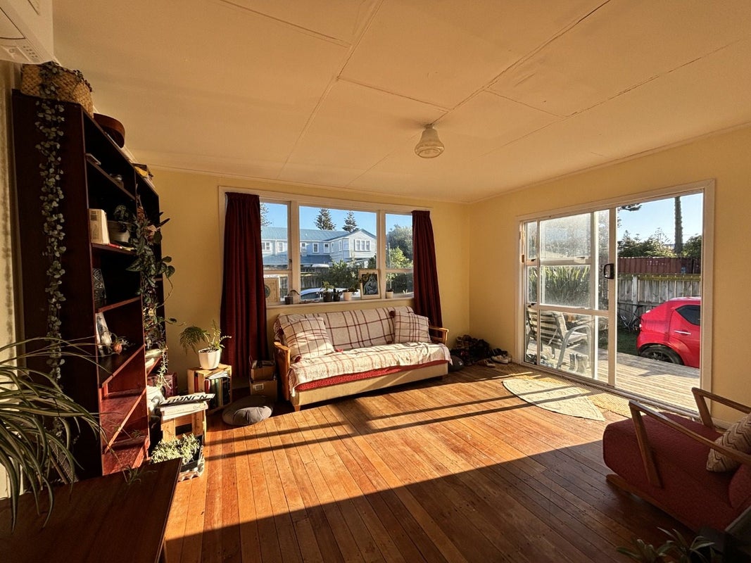 75 Moana Street, Otaki Beach, Otaki - Carousel 2