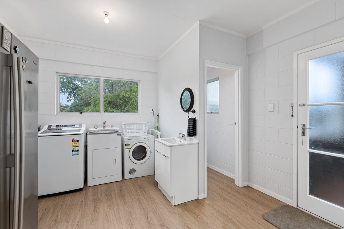 12 Stanmore Bay Road, Stanmore Bay, Whangaparaoa - Carousel 35