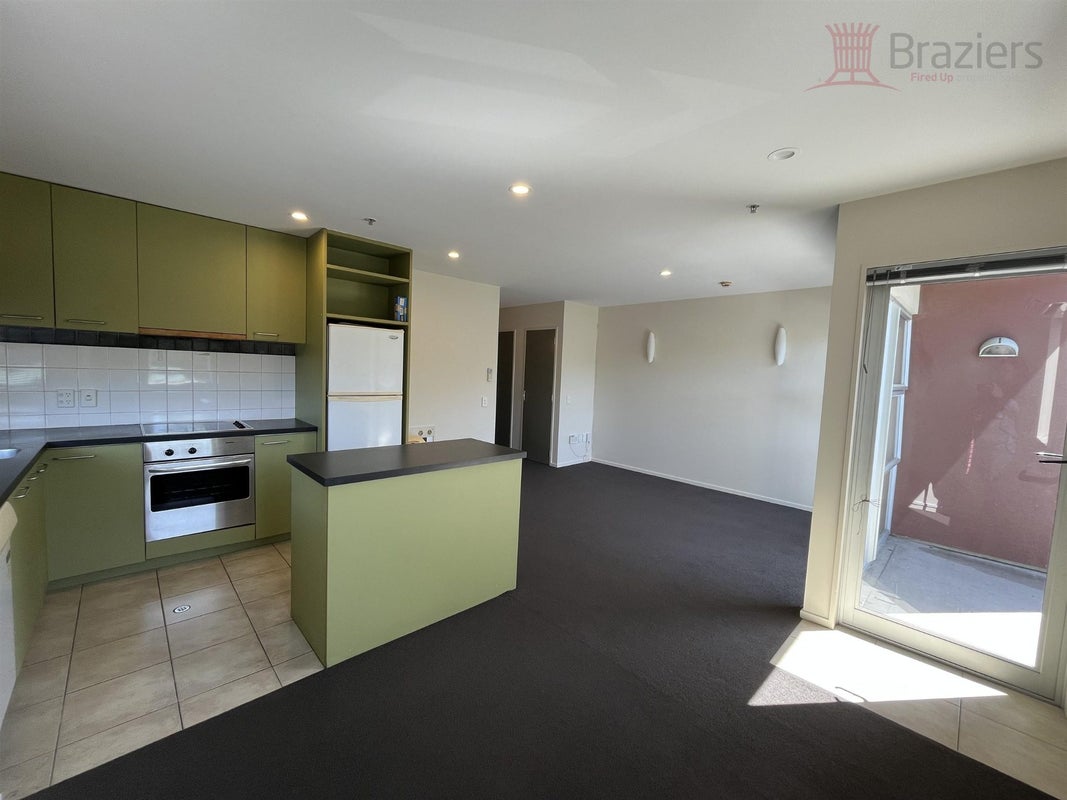8/41 Waller Terrace, Christchurch Central, Christchurch - Carousel 1