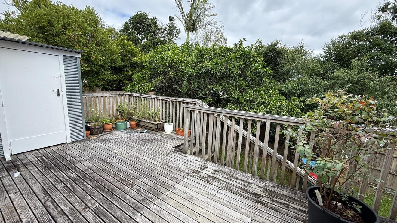 30B Wellpark Avenue, Grey Lynn, Auckland - Carousel 1