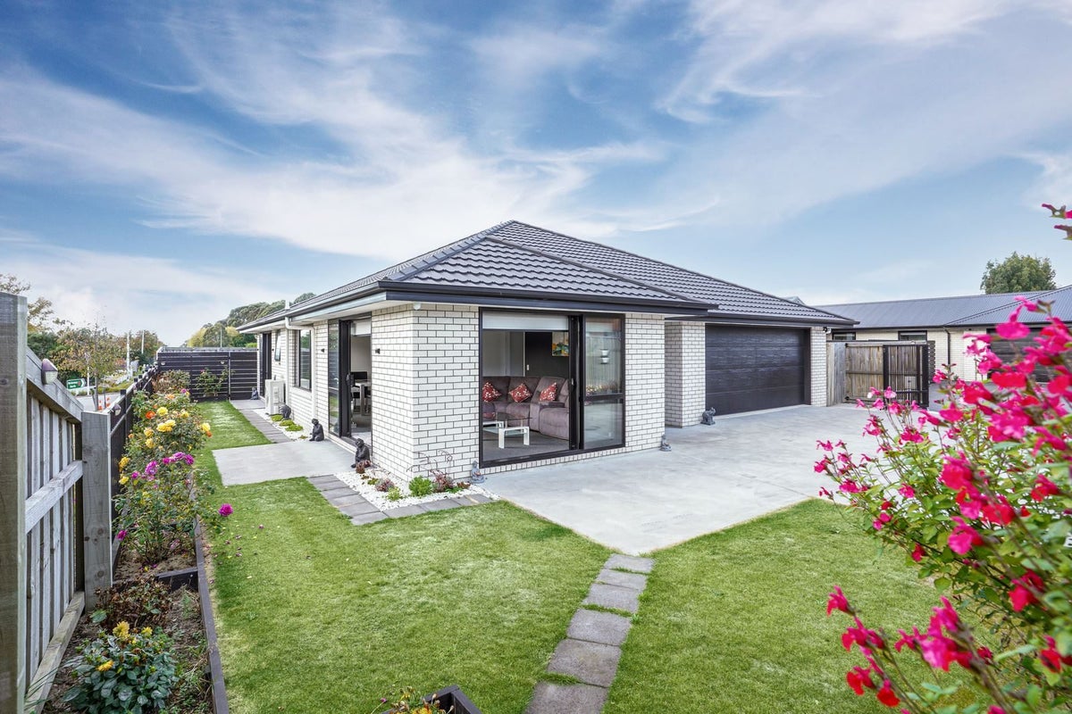 3 Lock Crescent, Kaiapoi, Kaiapoi - Carousel 2