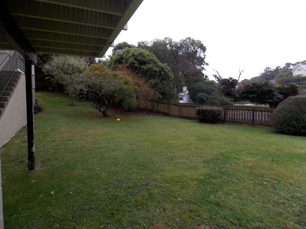 40 South Karori Road, Karori, Wellington - Carousel 18