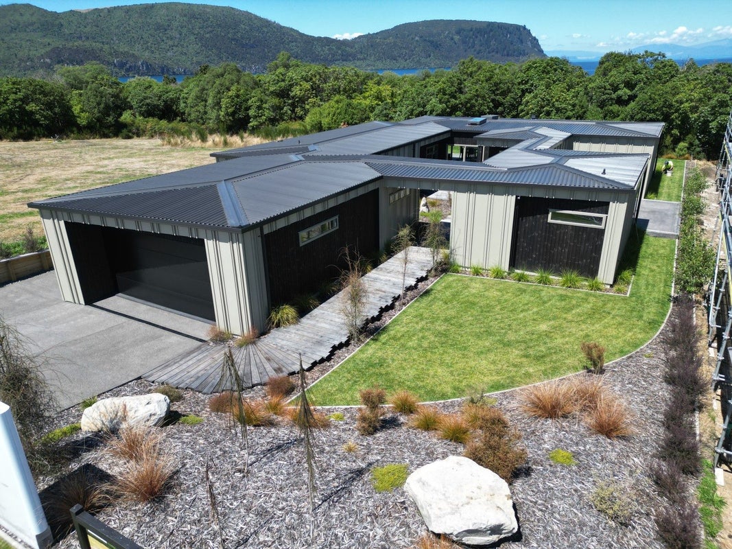 60 Seven Oaks Drive, Kinloch, Taupo - Carousel 1